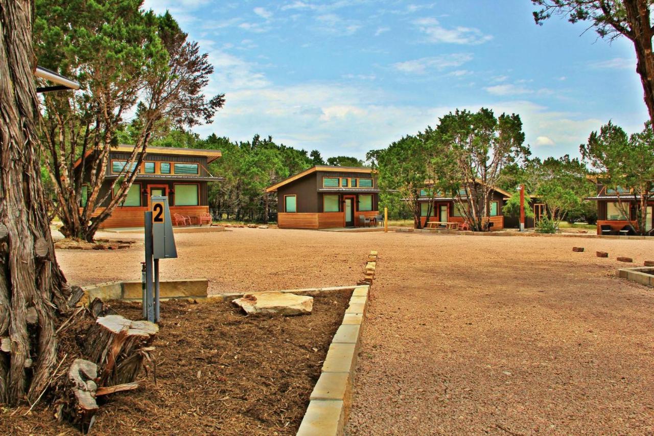 Green Acres Cottages - Fredericksburg Suite Wimberley Exteriör bild