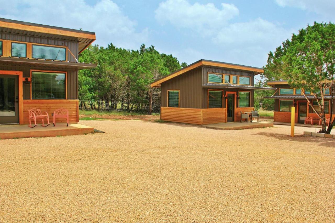 Green Acres Cottages - Fredericksburg Suite Wimberley Exteriör bild