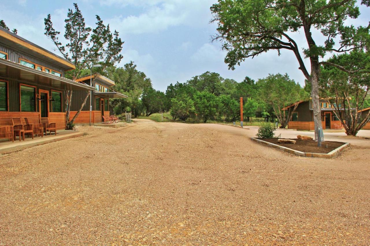 Green Acres Cottages - Fredericksburg Suite Wimberley Exteriör bild
